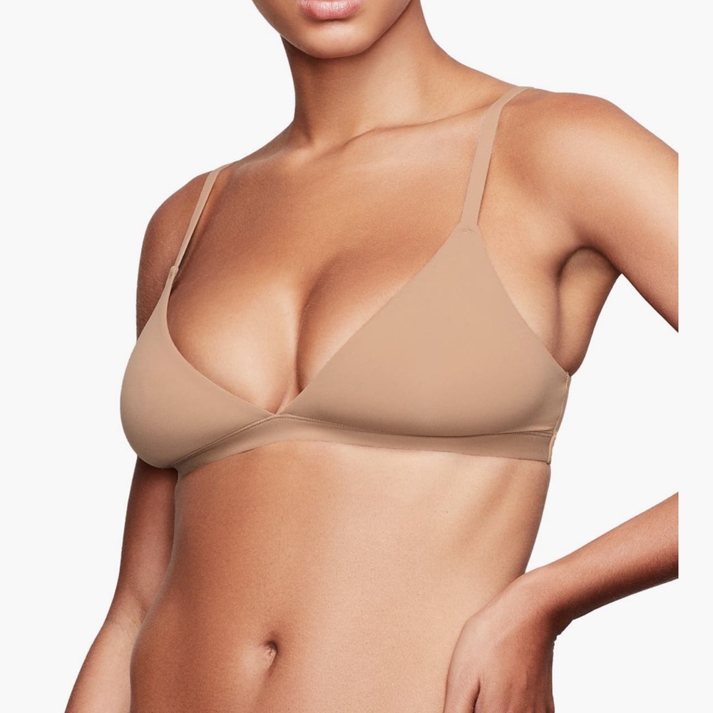 Skims fits everybody triangle bralette